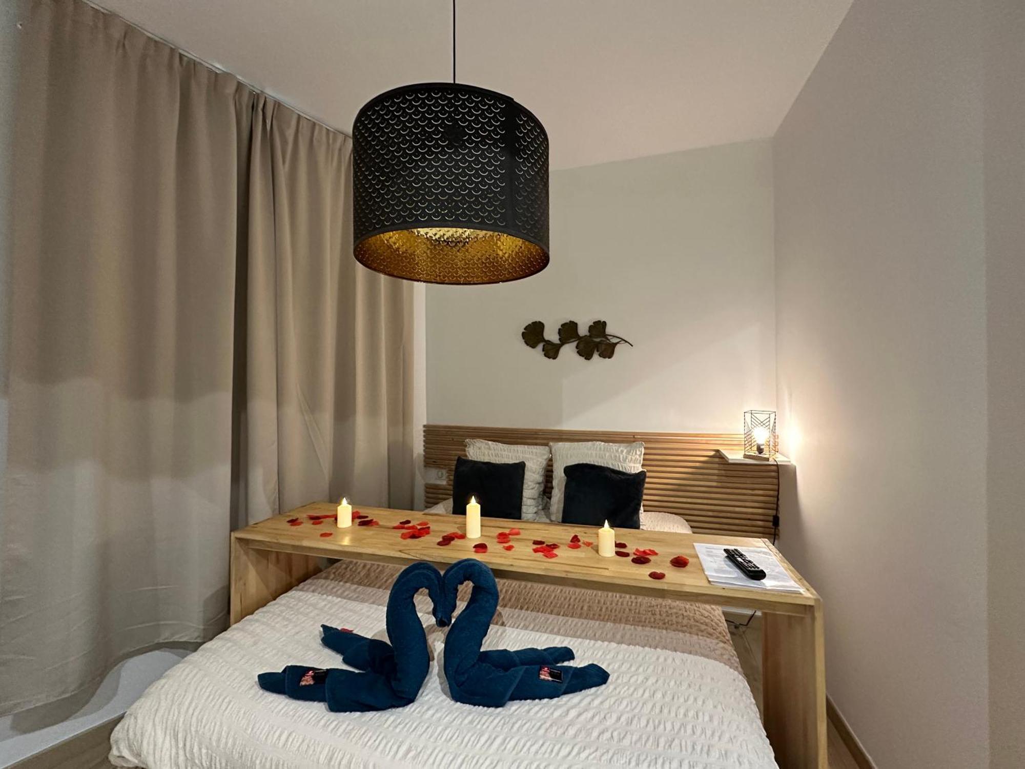 Mieuxqualhotel Jacuzzi Privatif La Parenthese Bordeaux Exteriér fotografie