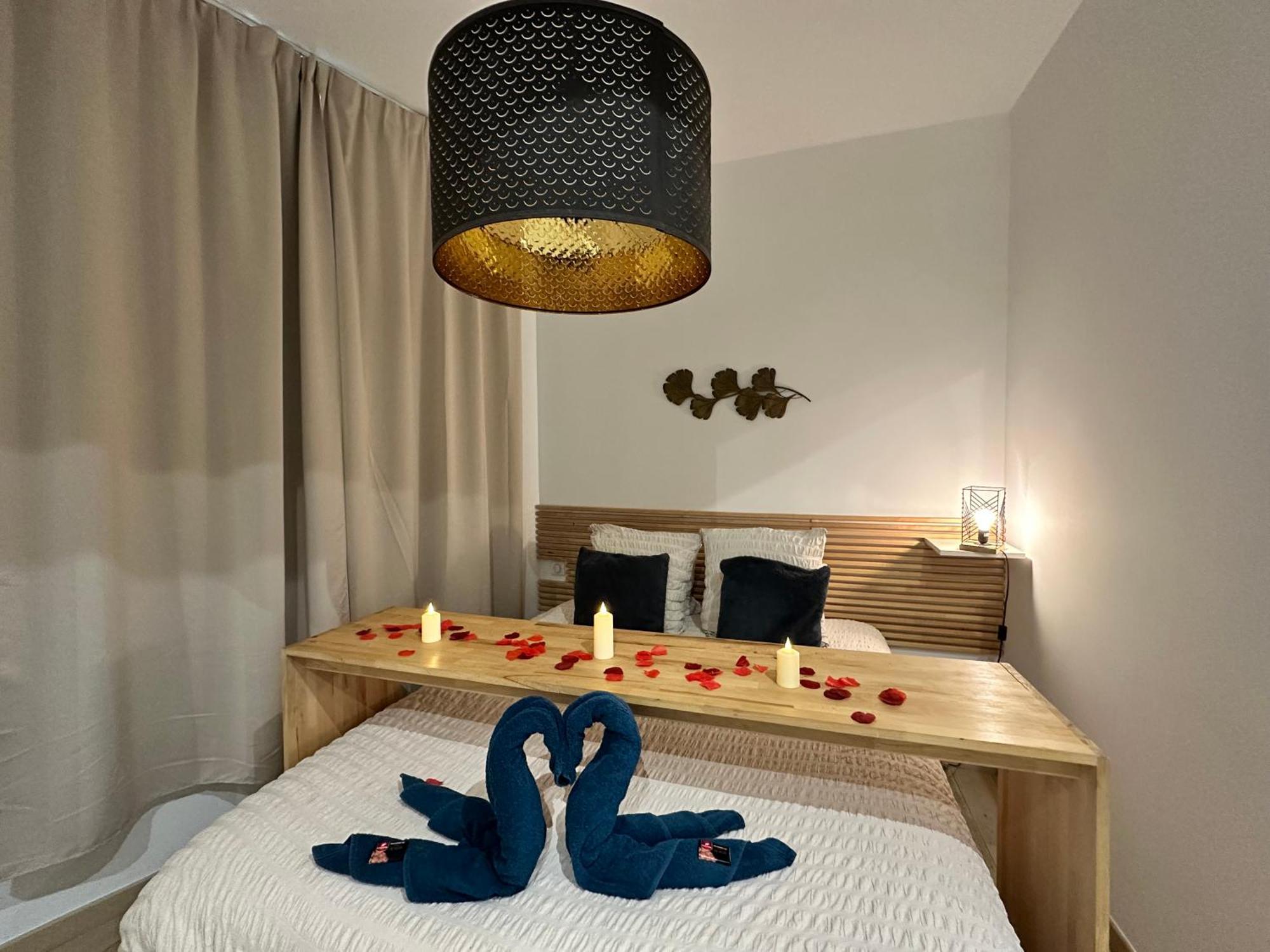 Mieuxqualhotel Jacuzzi Privatif La Parenthese Bordeaux Exteriér fotografie