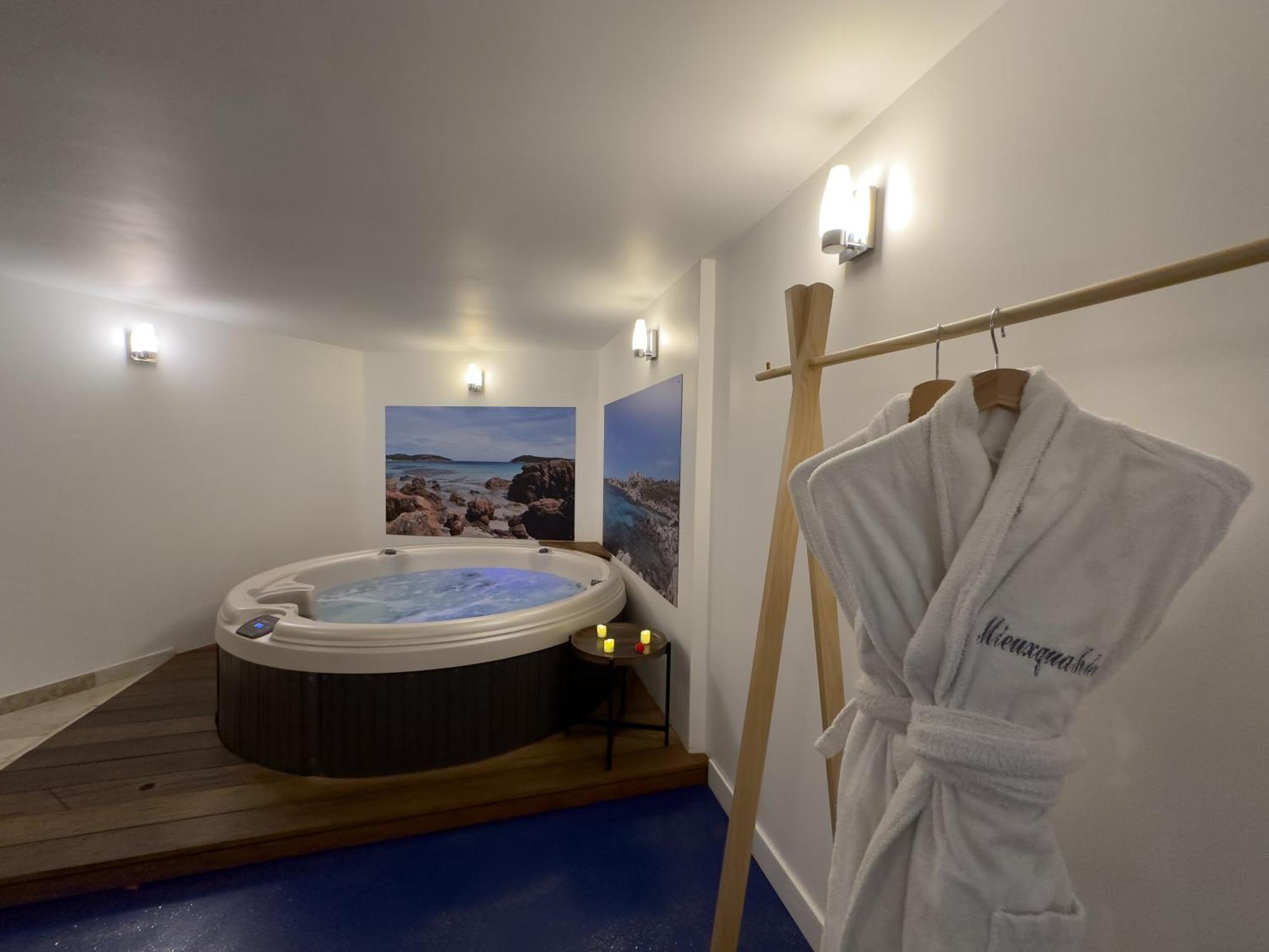 Mieuxqualhotel Jacuzzi Privatif La Parenthese Bordeaux Exteriér fotografie
